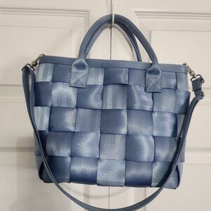 Harveys Crossbody Tote CBT in Denim Blue Light